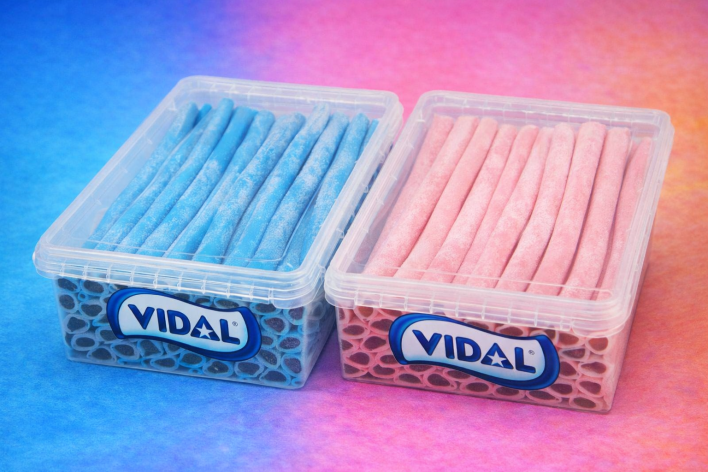 🍓 חדש ב-CandyMall: ליקריץ ריתמו פירותי עם מילוי במארז ענק