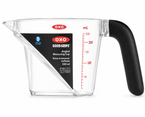 כוס מדידה זוויתית OXO 250 מ