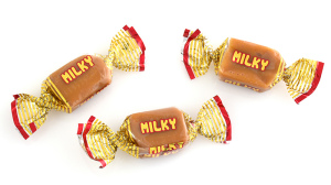 סוכריות טופי חלב מילקי - Pallas Toffees 1 kg